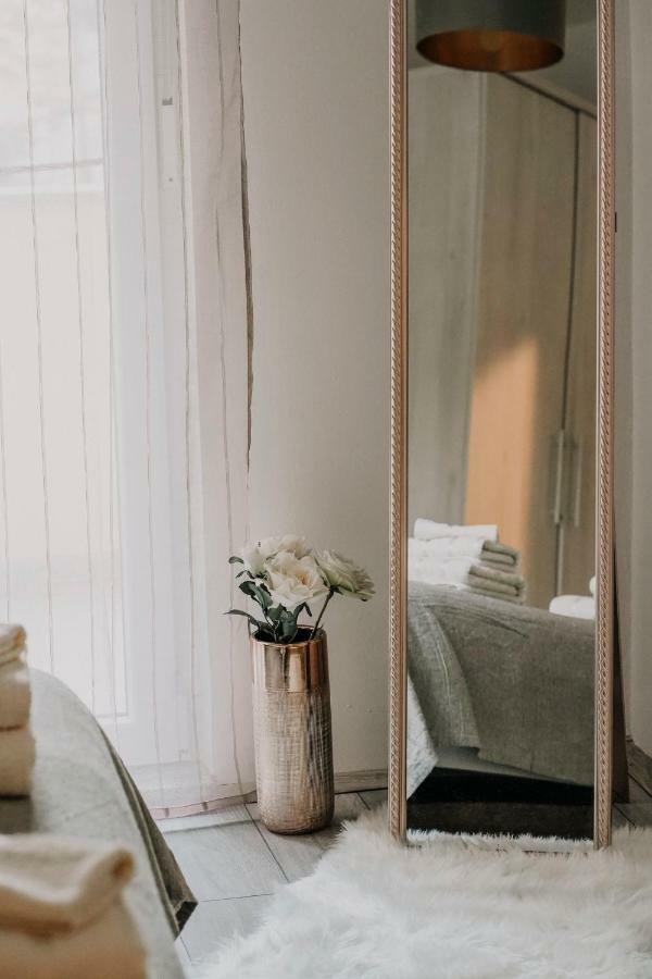 Apartman Bacchus Пула Екстериор снимка