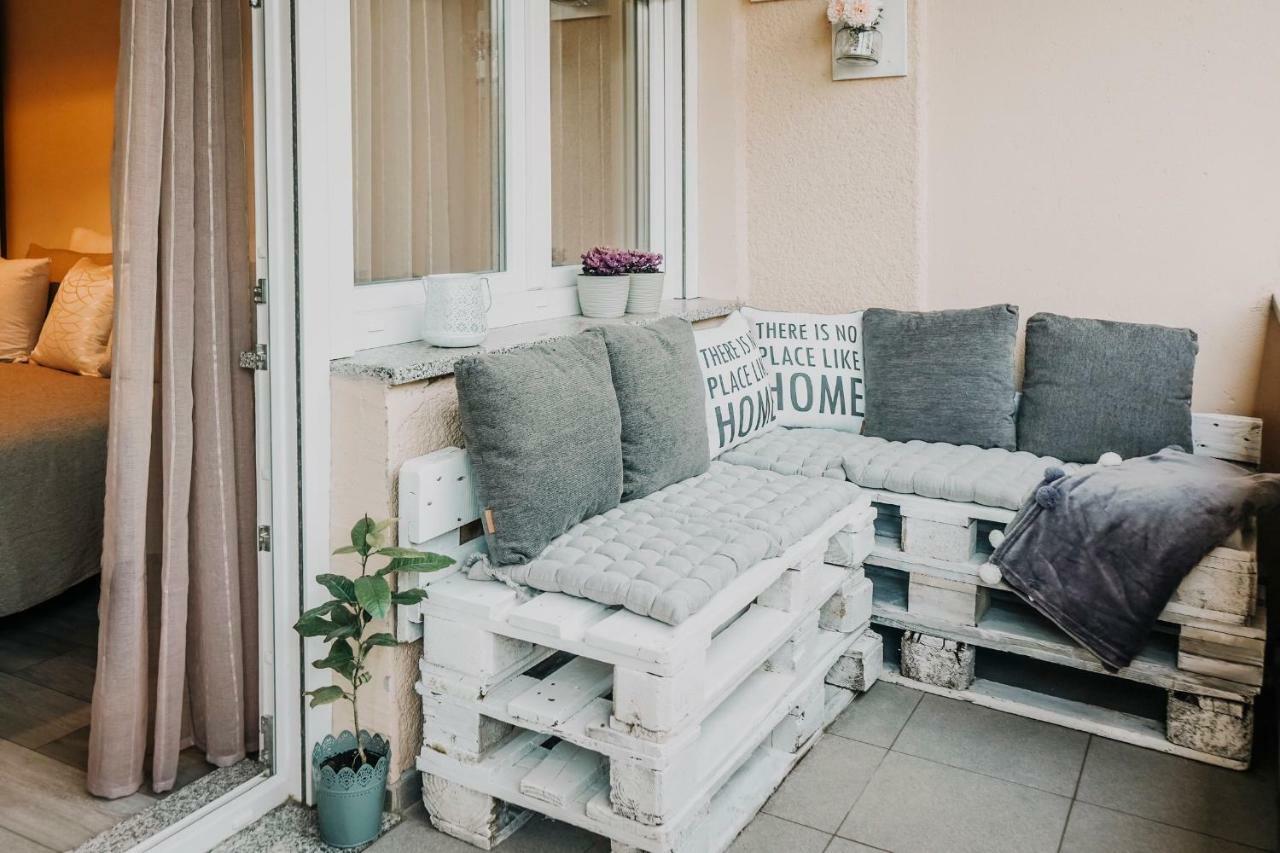Apartman Bacchus Пула Екстериор снимка